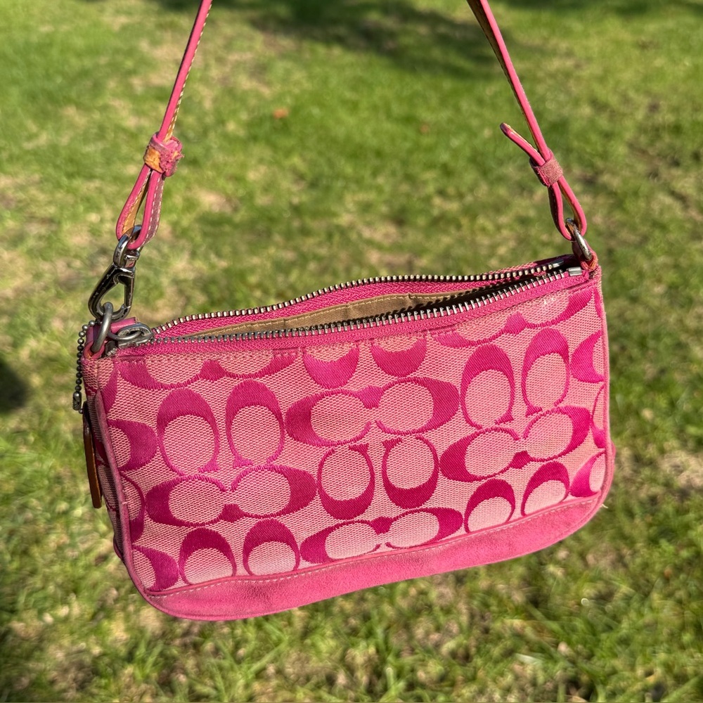 Y2k pink CC small shoulder Coach purse - Picture 4 of 16